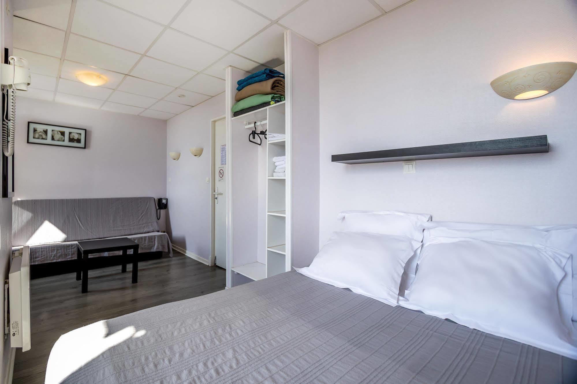 Hotel Des Moulins Allauch Kültér fotó